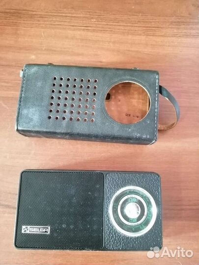 Радио приёмник Selga в кожаном чехле