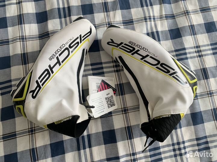 Лыжные ботинки fischer carbonlite 38