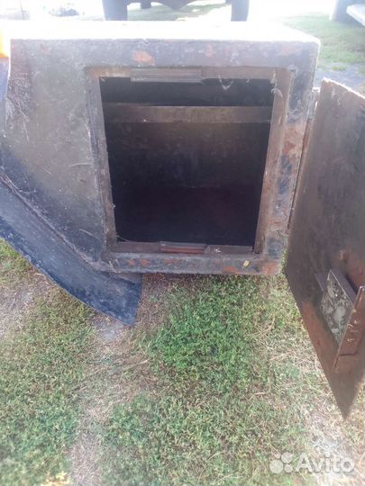 Ящик для инструмента металлический