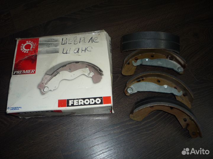 Колодки тормозные задние на Шевроле Шанс