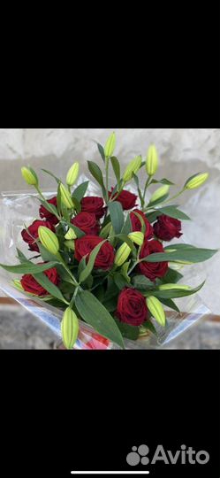 Букеты цветы из лилии