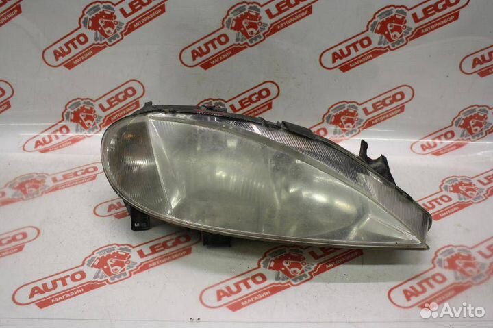 Фара правая Renault Megane (1995 - 1999)
