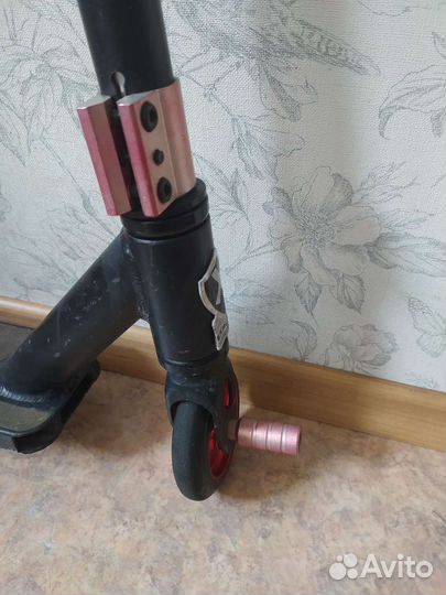 Трюковой самокат explore