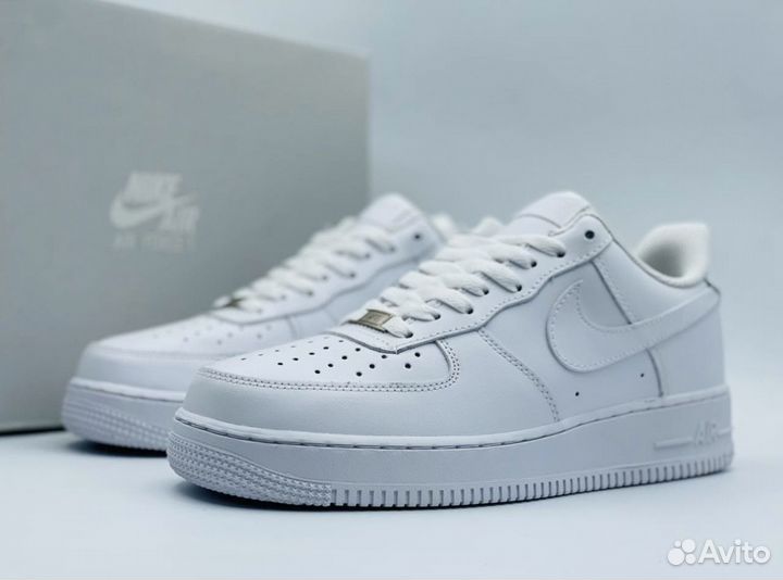 Nike Air Force 1 White