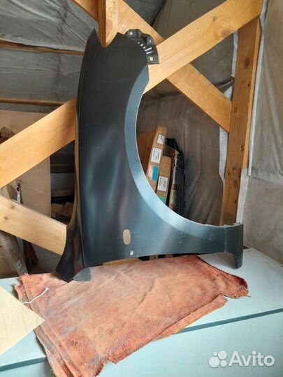 Крыло правое Mazda 3 / Axela BK 03-08 седан