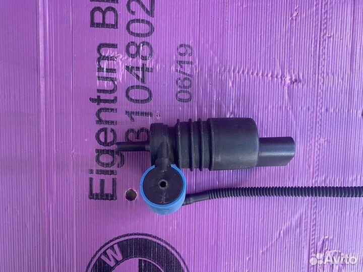 Насос стеклоомывателя Porsche Cayenne, VW Touareg