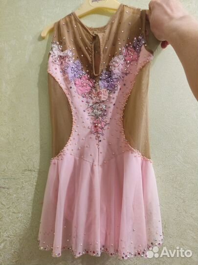 Продается купальник для художественной гимнастики