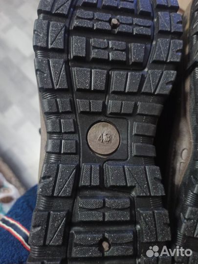 Ботинки мужские зимние 43 размер новые