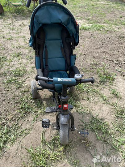 Трехколесный велосипед