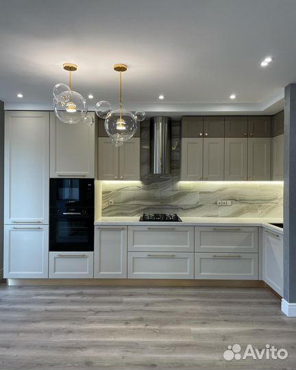 Кухня на заказ Бесплатный замер