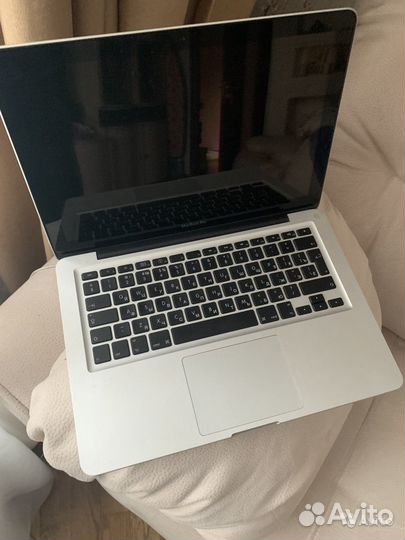 Apple MacBook Pro 13, 2011г.п 2.5GHZ/4gb/320gb/GF3