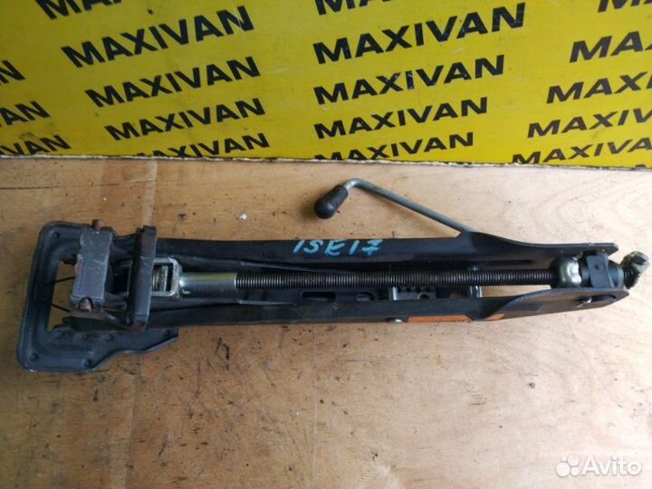 Домкрат Audi Q7 4L BUG 3.0 2007