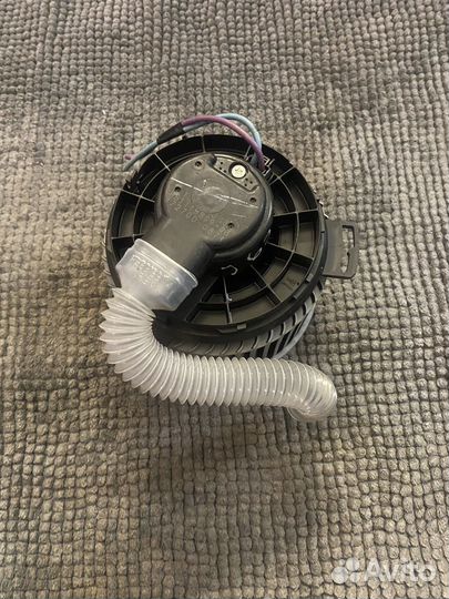 Моторчик печки Мазда 3 бл