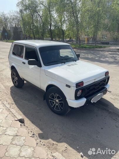 LADA 4x4 (Нива) 1.7 МТ, 2016, 150 000 км