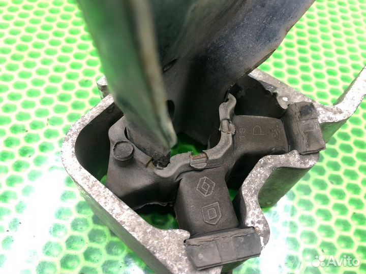 Подушка двигателя Renault Logan седан K7JA710 2011