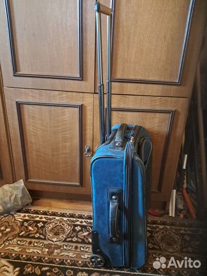 Чемодан на 2 колесах небольшой(S),тканевый