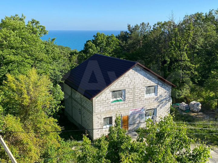 Дом 250 м² на участке 8 сот.