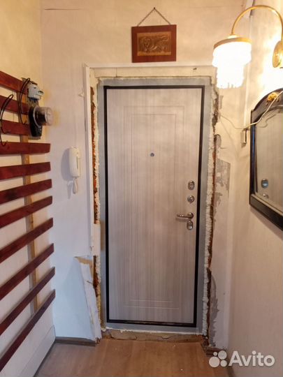 Дверь входная металлическая
