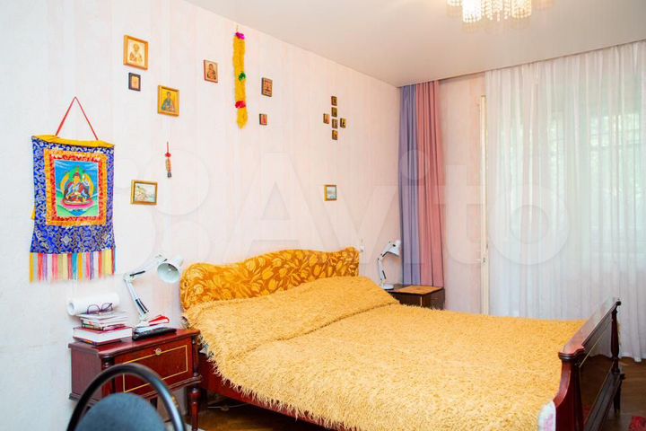 4-к. квартира, 110,8 м², 2/5 эт.