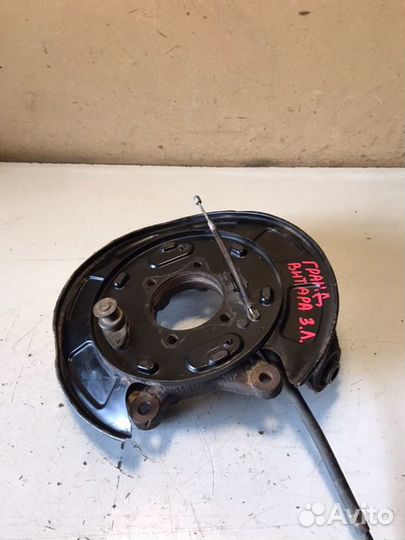 Кулак задний левый Suzuki Grand Vitara