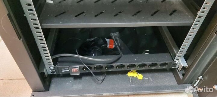 Серверный шкаф