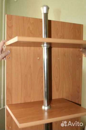 2 симметричных стеллажа для цветов