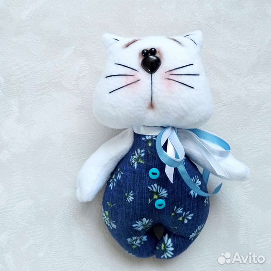 Котик, ручная работа