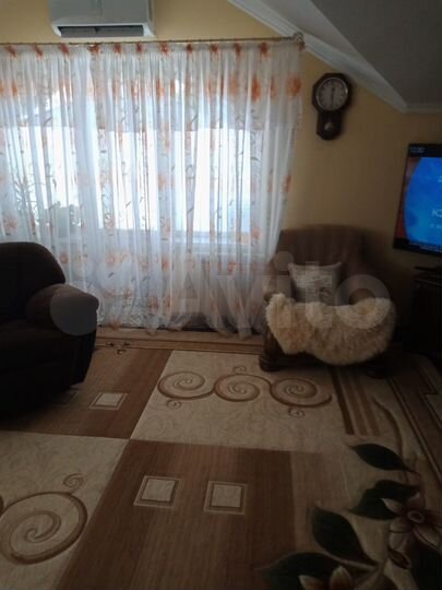 2-к. квартира, 65 м², 4/4 эт.