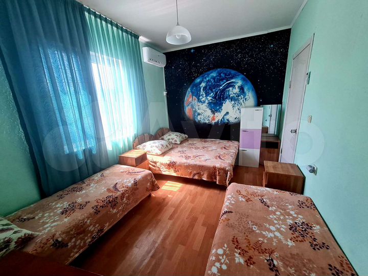 Комната 15 м² в 5-к., 2/2 эт.