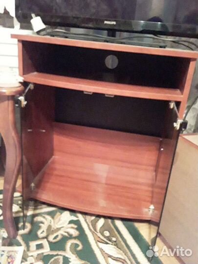 Тумба под телевизор