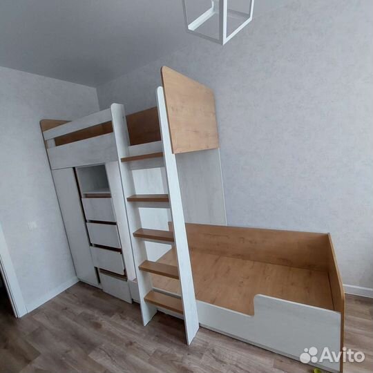 Продам новую двухъярусную кровать