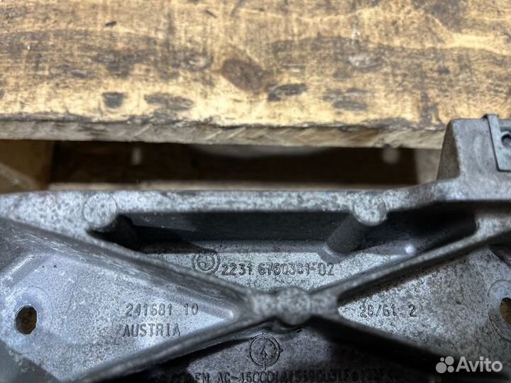 Кронштейн АКПП Bmw 1 E87 N46B20 2007