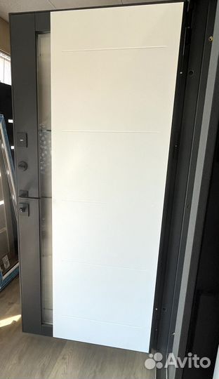 Дверь входная