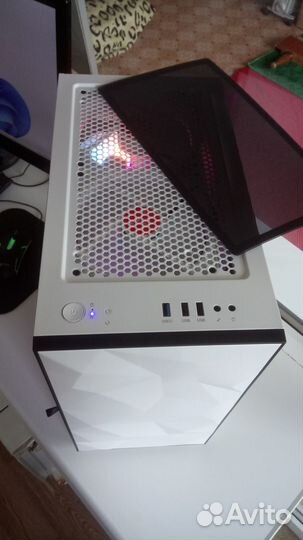 Стародолларовый современный Intel10100/16GB/SSD512