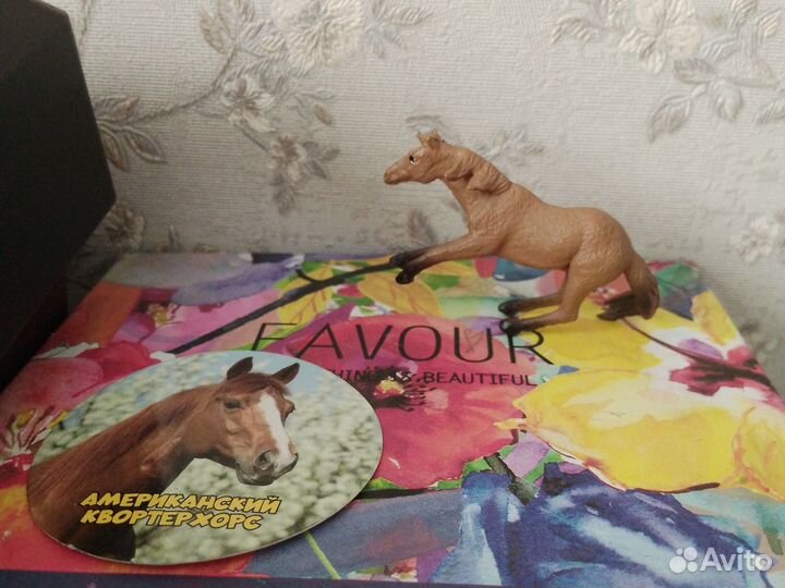 Лошадь игрушка