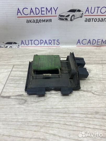 Резистор печки Audi 80 B3