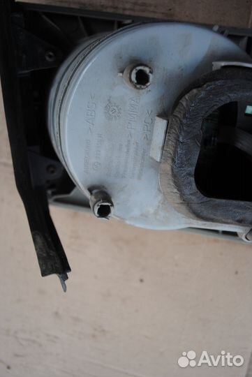 Фонарь задний правый фольксваген фаетон