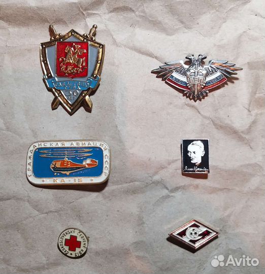 Значки знаки жетоны СССР России