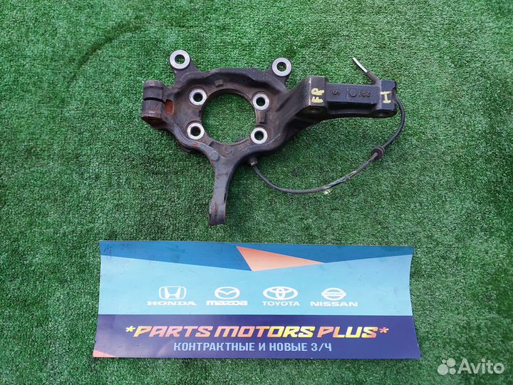 Кулак передний правый Nissan Qashqai J10