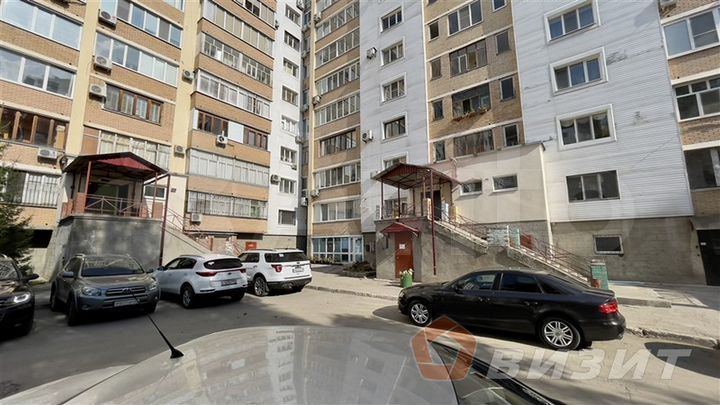 Офис с отдельным входом и парковкой