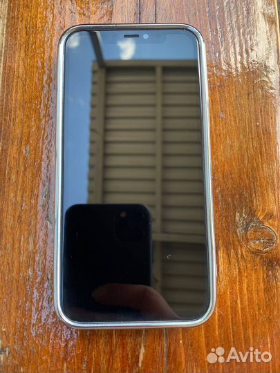 Продам iPhone 11 Pro 64 gb