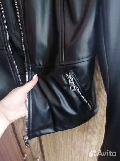 Куртка новая кожаная zolla р. 42-44
