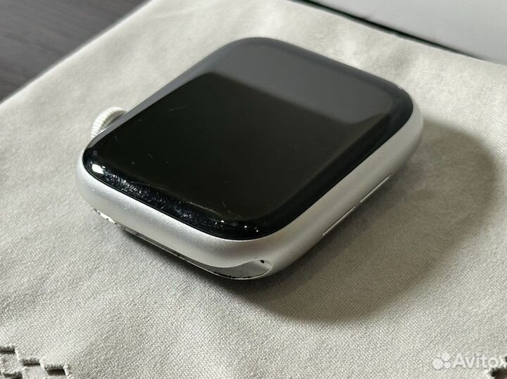 Аррlе Watсh s5 44 Silvеr Аluminum