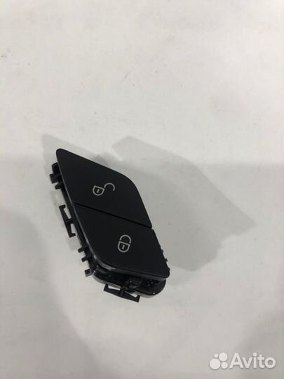 Кнопка центрального замка Mercedes-Benz E-Класс