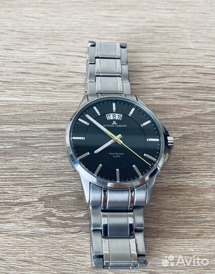 Часы мужские jacques lemans 1-1540.1