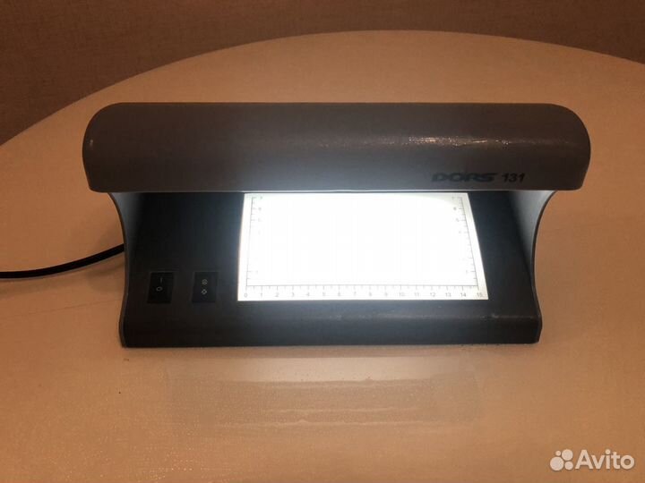 Ультрафиолетовой детектор банкнот