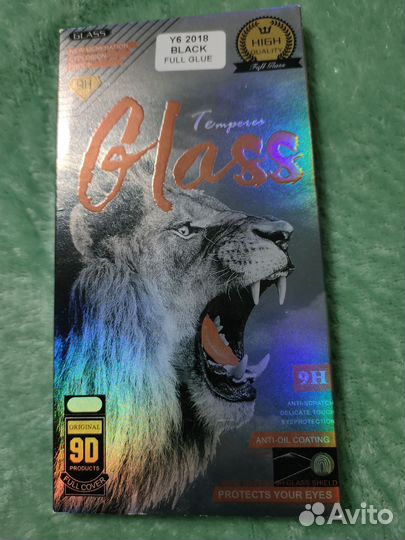 Защитное стекло на телефон новое