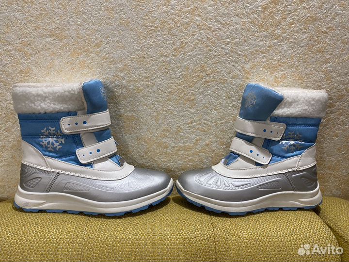 Сапоги для девочки. Размер 35