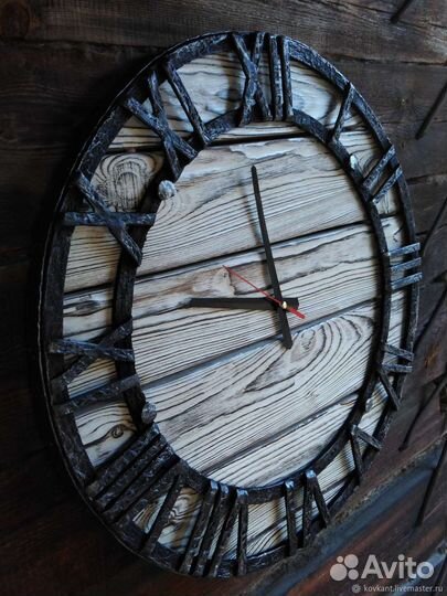 Часы настенные
