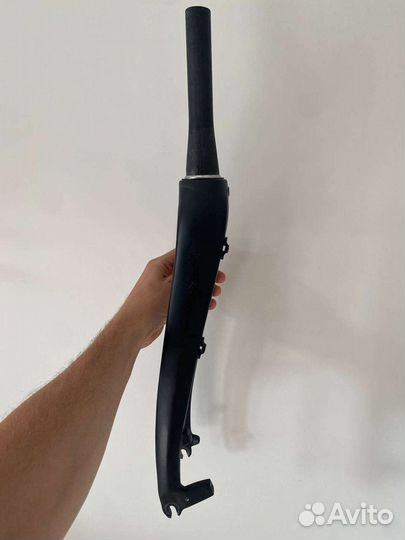 Карбоновая вилка с рамы flyxii